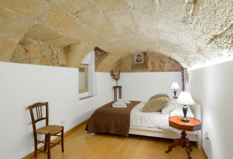 آپارتمان 2 خوابه, Ramón Llull House