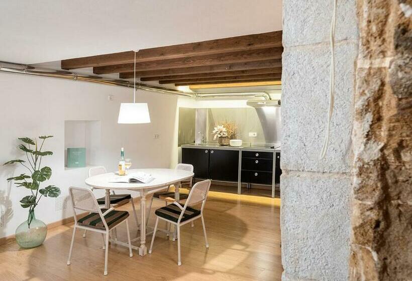 آپارتمان 2 خوابه, Ramón Llull House
