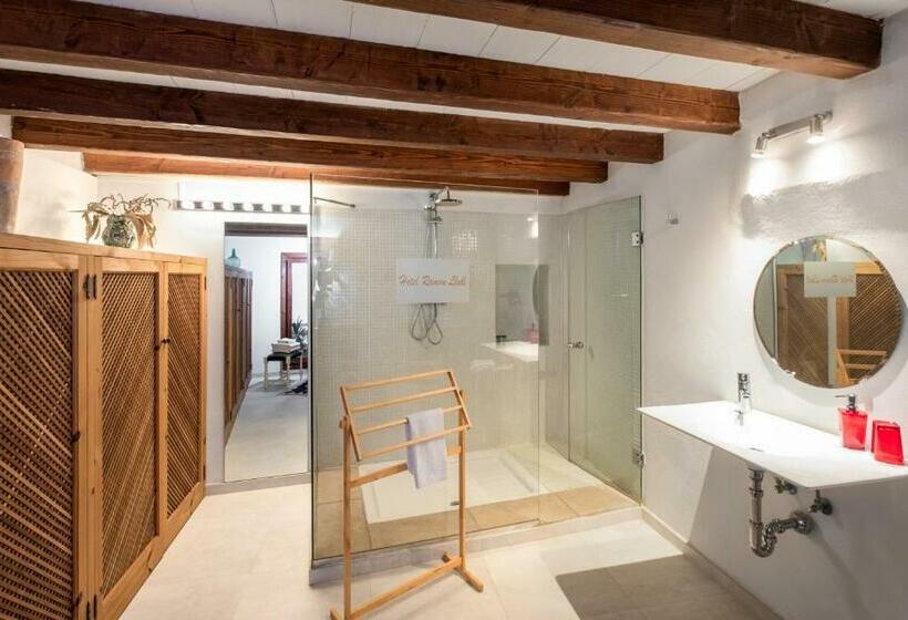 آپارتمان 2 خوابه, Ramón Llull House