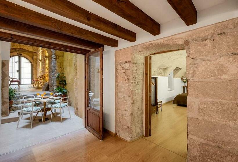 آپارتمان 2 خوابه, Ramón Llull House