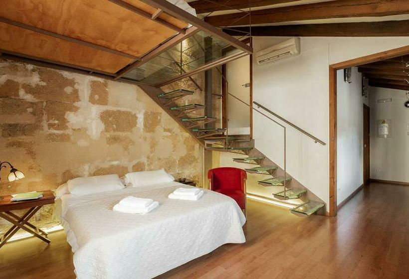 استودیوی استاندارد, Ramón Llull House