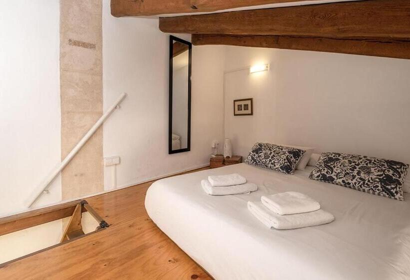 آپارتمان 1 خوابه, Ramón Llull House