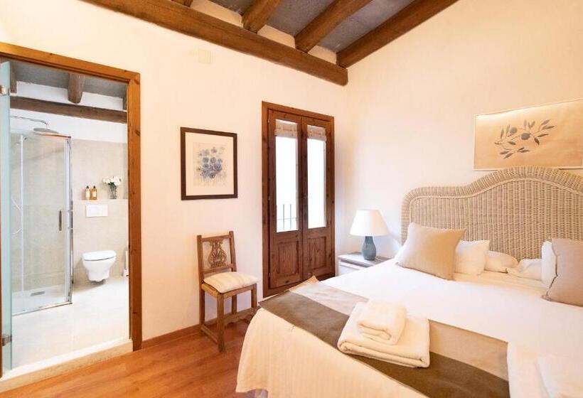 آپارتمان 1 خوابه, Ramón Llull House