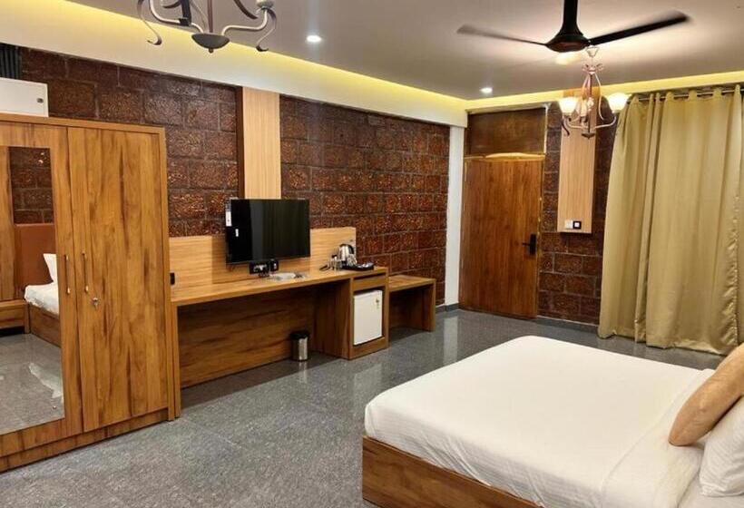 Люкс Кровать Кинг, Udaya Resort