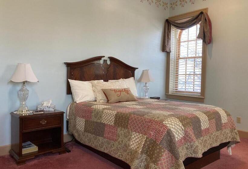 سوییت لوکس, Oak Valley Inn And Suites