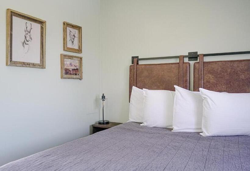 Номер Стандарт, Sagebrush Inn
