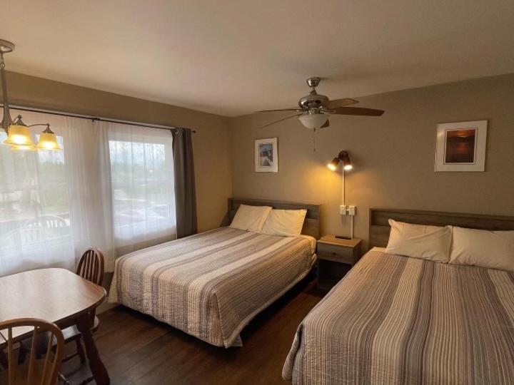 マウンテンビュースタンダードルーム, Hill View Motel And Cottages