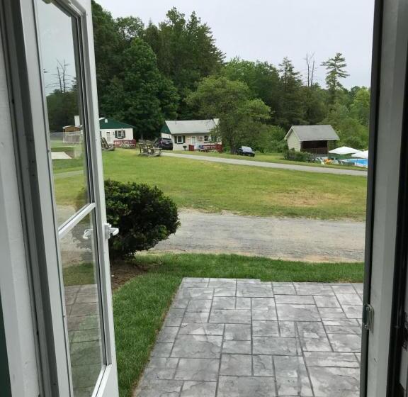 ２ベッドスイートルーム, Hill View Motel And Cottages