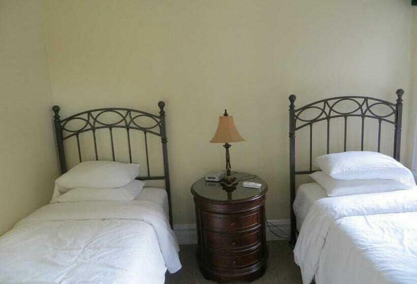 סוויטת 2 חדרי שינה, The Polo Inn Bridgeport U.s.a