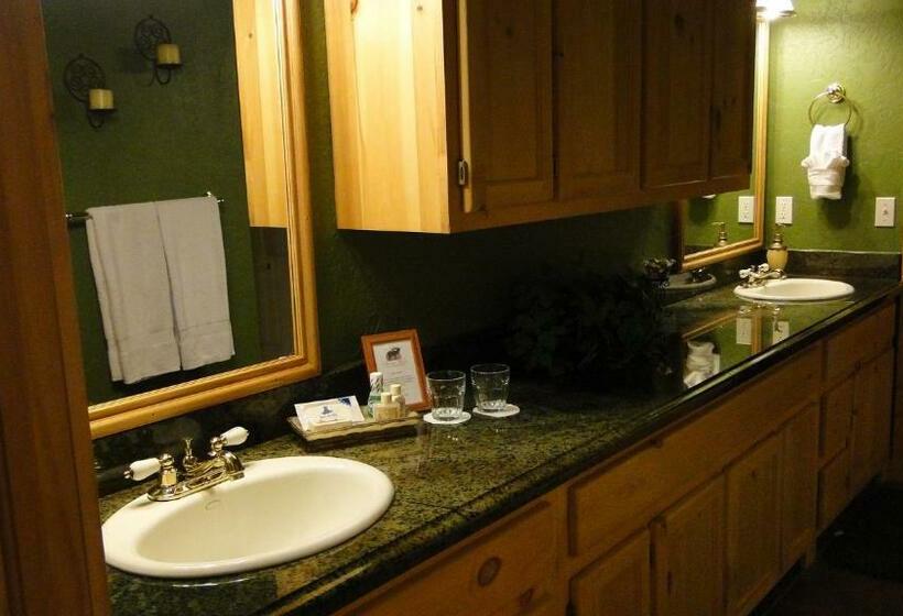 Люкс Superior, Elkwood Manor Bed & Breakfast