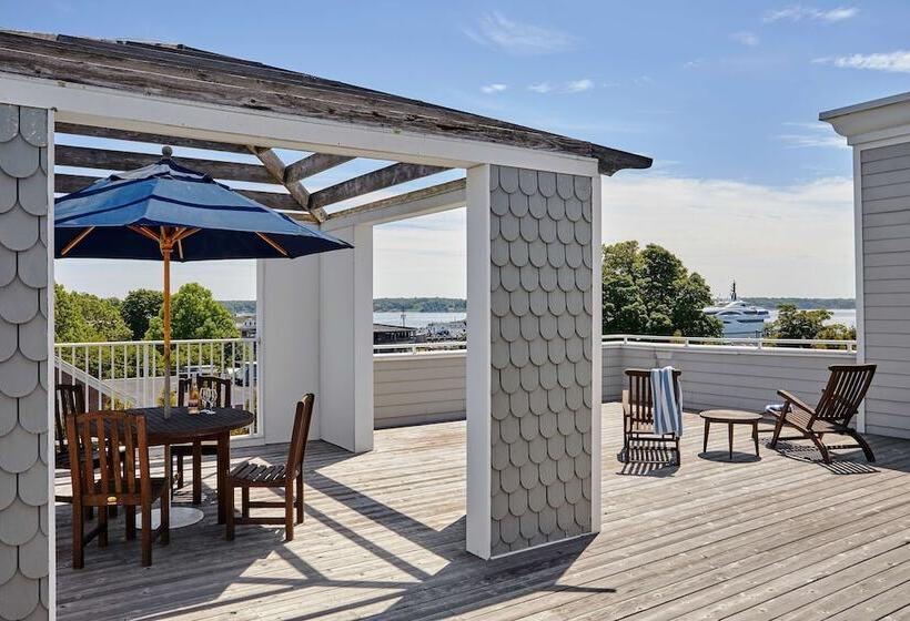 Люкс с Видом, The Harbor Front Inn