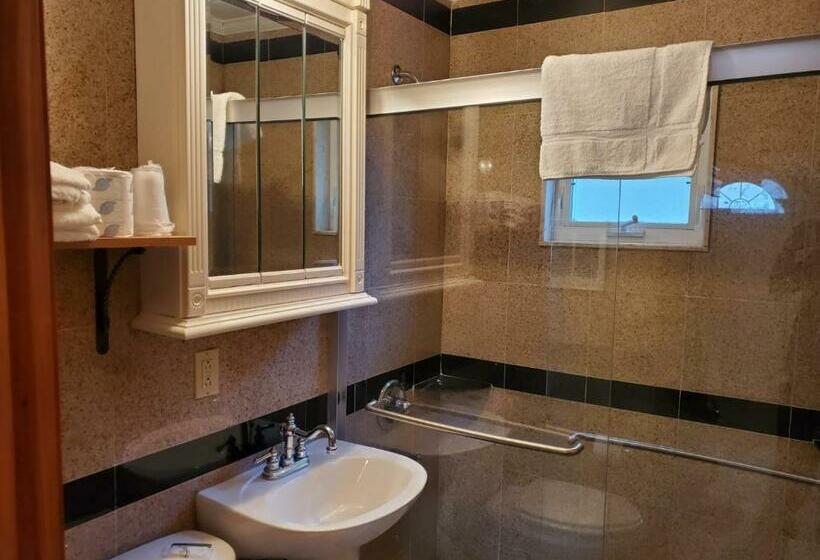 Номер Стандарт, Golden Gate Lodging