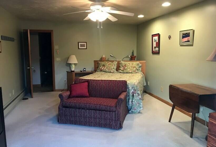 Номер Стандарт, On Cranberry Pond B&b
