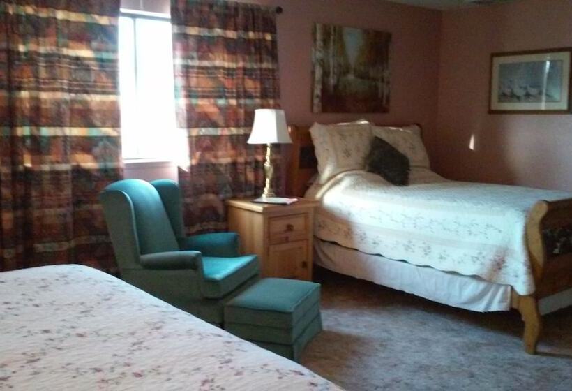 패밀리 룸, The Branded Calf Bed & Breakfast