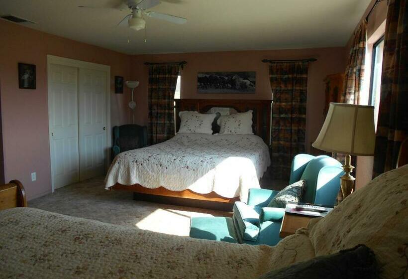 패밀리 룸, The Branded Calf Bed & Breakfast