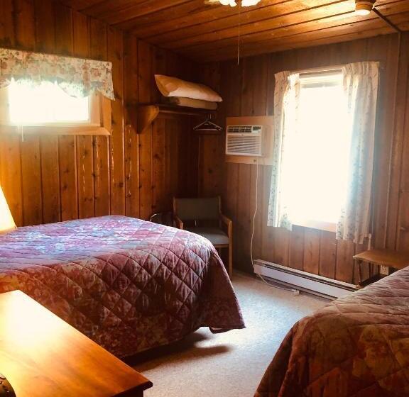 Номер Стандарт 2 Двуспальные Кровати, Gray Ghost Inn