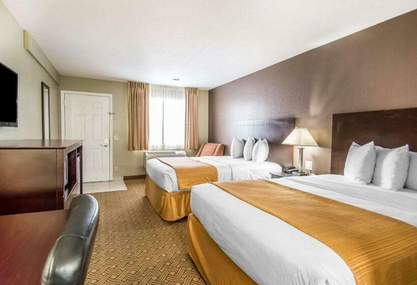 俱乐部房间, Quality Inn & Suites By The Parks