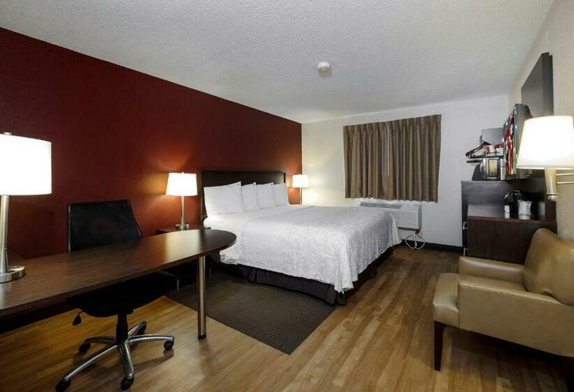 Номер Superior Кровать Кинг, Red Roof Inn Plus+ & Suites Malone