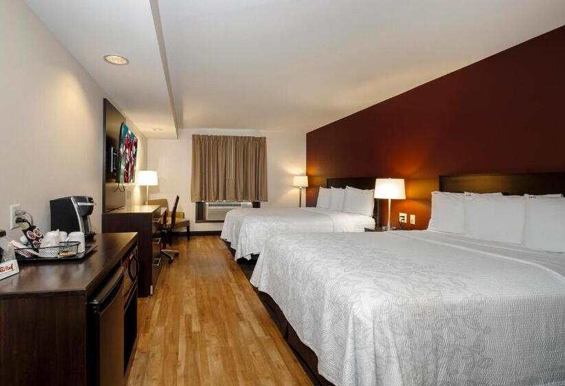 Номер Deluxe Кровать Куин, Red Roof Inn Plus+ & Suites Malone