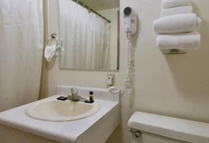 Номер Стандарт, Travelers Inn