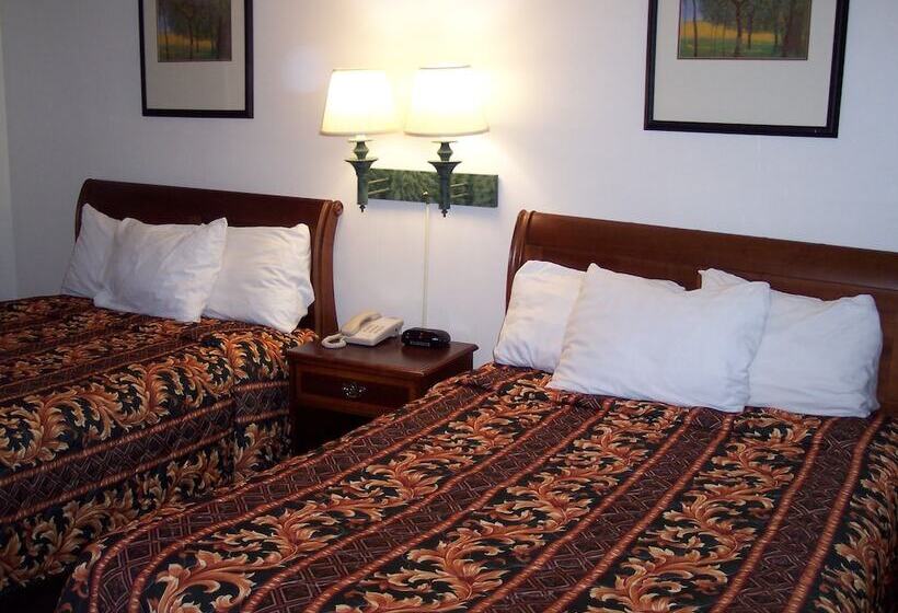 Номер Стандарт 2 Двуспальные Кровати, Shore Hills Motel