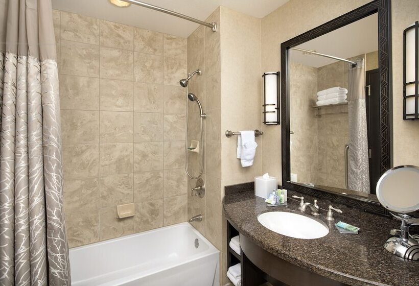 Quarto Deluxe Vista Piscina, Wekopa Casino Resort