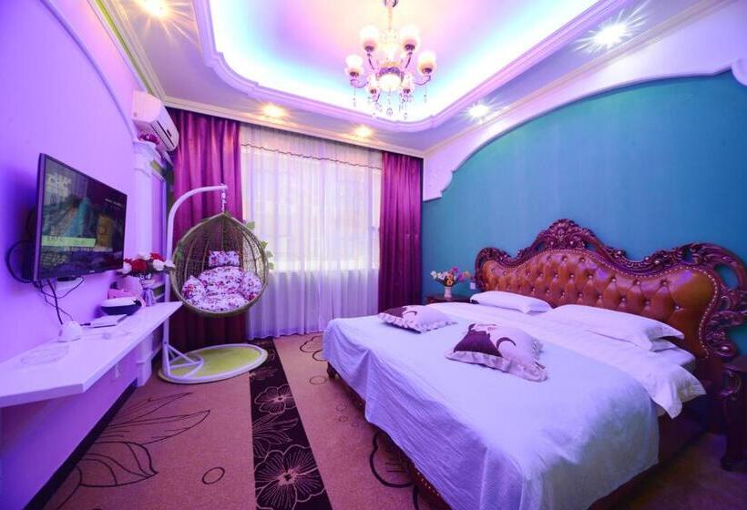 Номер Стандарт, Emeishan Moon Bay