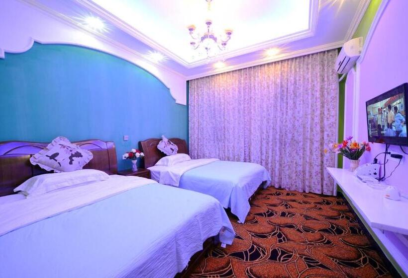 Номер Стандарт, Emeishan Moon Bay