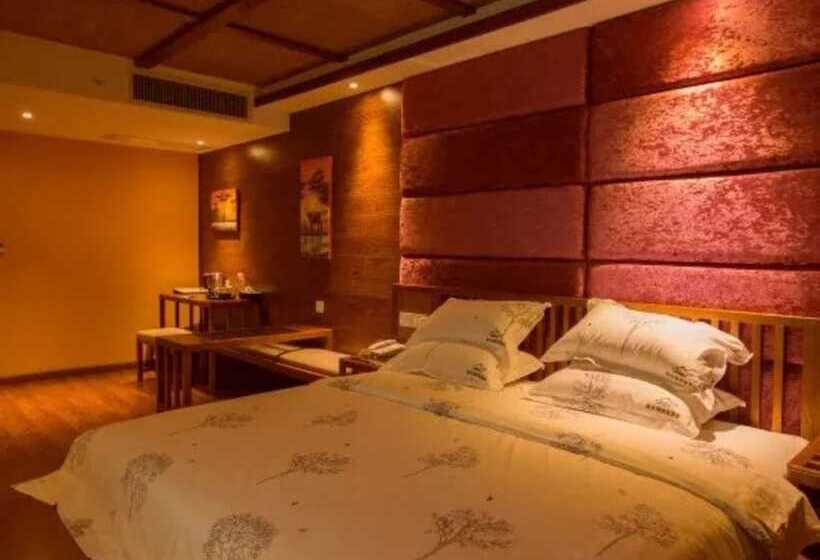 Romantic Room, Bluesky Hotel & Resort