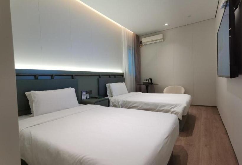 高级大房间, Shanghai Ange Hotel   Next To Longyang Road Subway Station, Near New Internatonal Expo Center