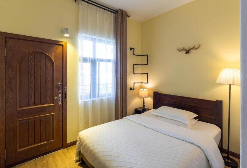 Quarto Basic, Dali Garden