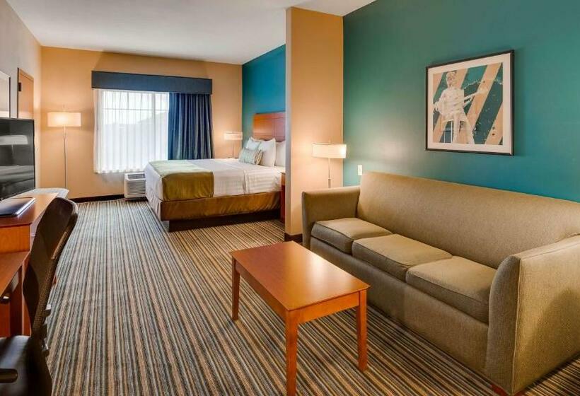 Люкс Кровать Кинг, Best Western Plus Tuscumbia/muscle Shoals Hotel & Suites