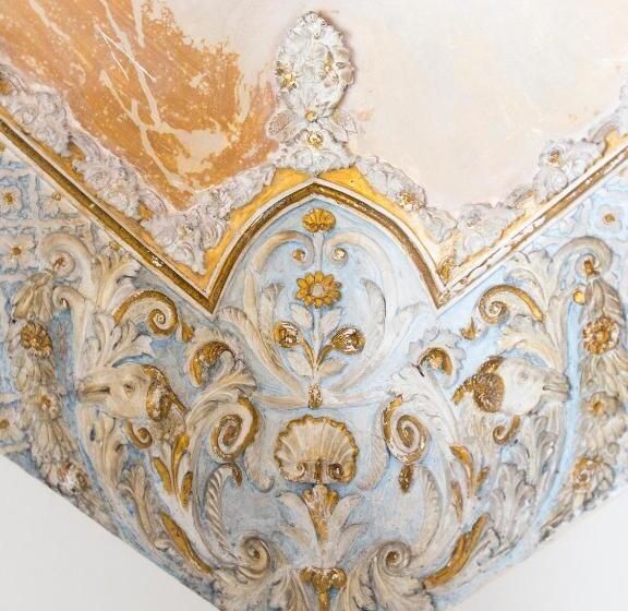 套房, Palazzo Melfi