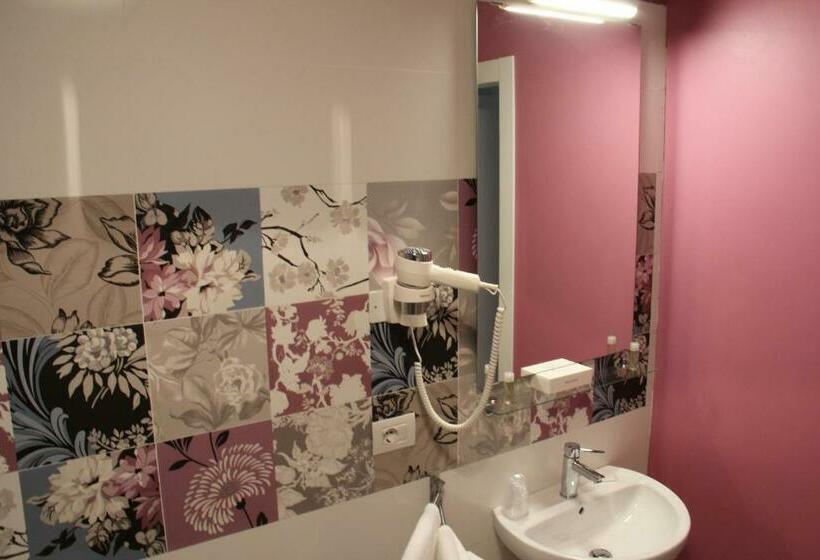 اتاق استاندارد, Locanda Al Volo Tor Bandena