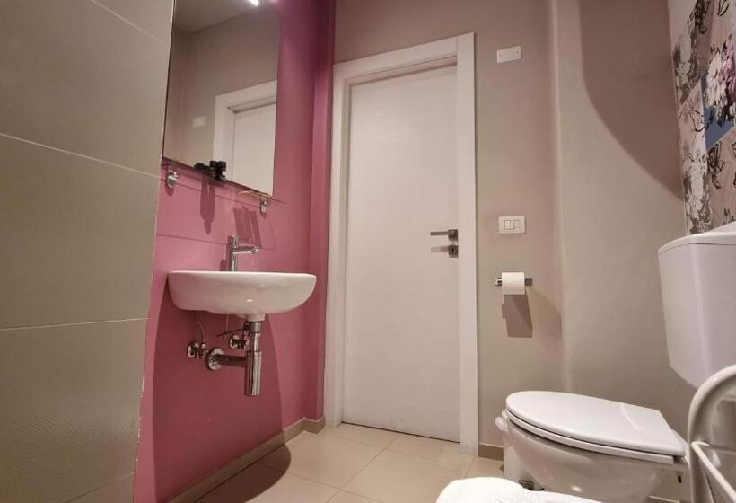 اتاق استاندارد, Locanda Al Volo Tor Bandena