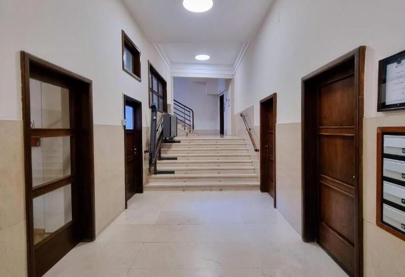 اتاق راحتی سه تخته, Locanda Al Volo Tor Bandena