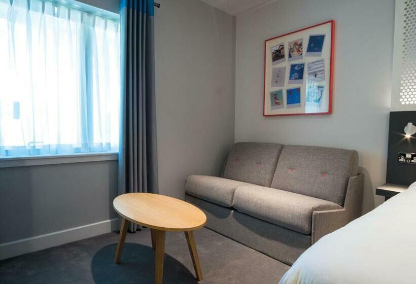 Семейный Номер, Lodge At Solent
