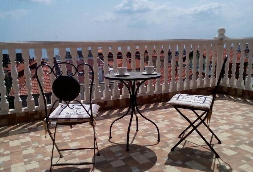 Апартаменты Basic 1 Спальня, Roel Residence Apartments