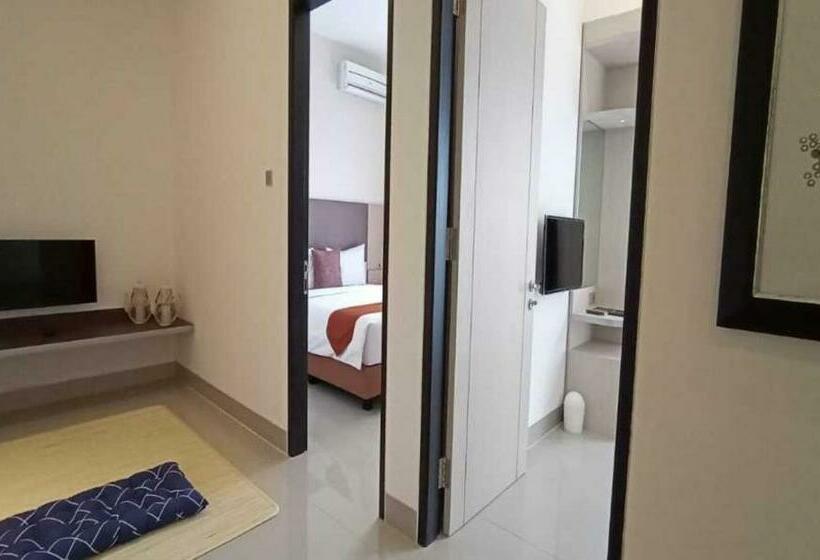 Семейный Номер, Sparks Odeon Sukabumi   Artotel Curated