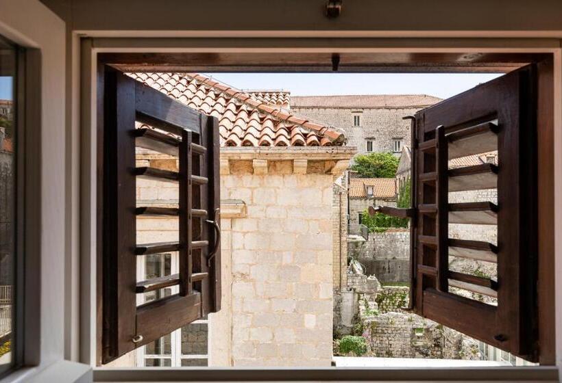 חדר דלוקס, Apartments And Rooms Lejletul