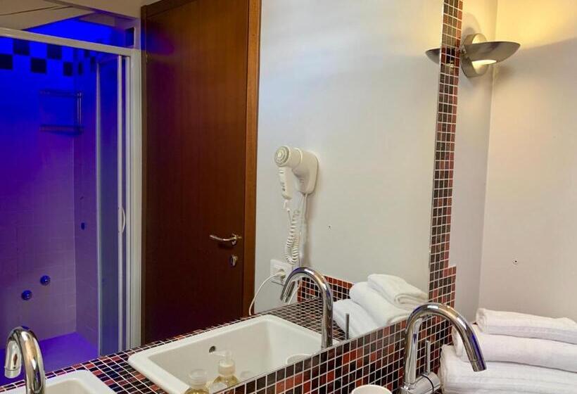 Полулюкс, Porta Ronca   B&b, Suites & Apts