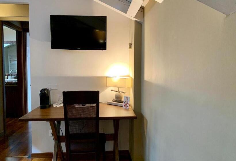 Полулюкс, Porta Ronca   B&b, Suites & Apts