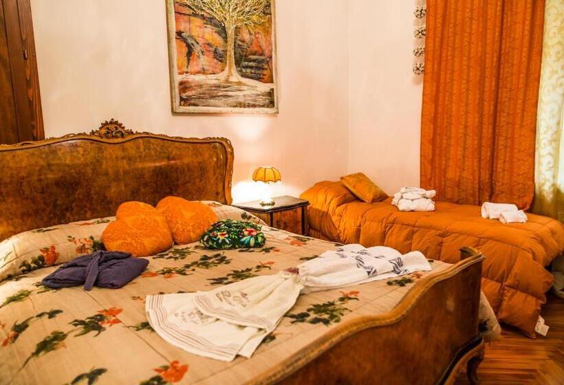 اتاق لوکس خانوادگی, Art&coffee
