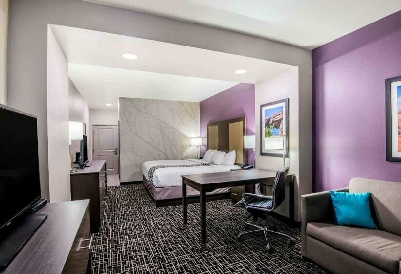Номер Executive Кровать Кинг, La Quinta By Wyndham Pampa