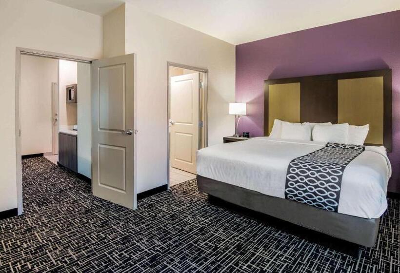 Family Suite, La Quinta By Wyndham Pampa