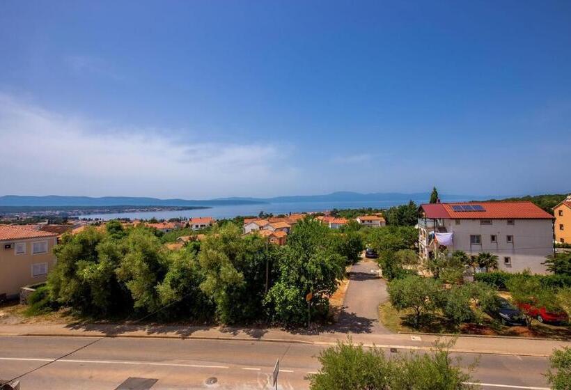 آپارتمان 1 خوابه, Apartments Rina