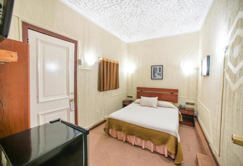 اتاق استاندارد یک نفره, Sahara Inn