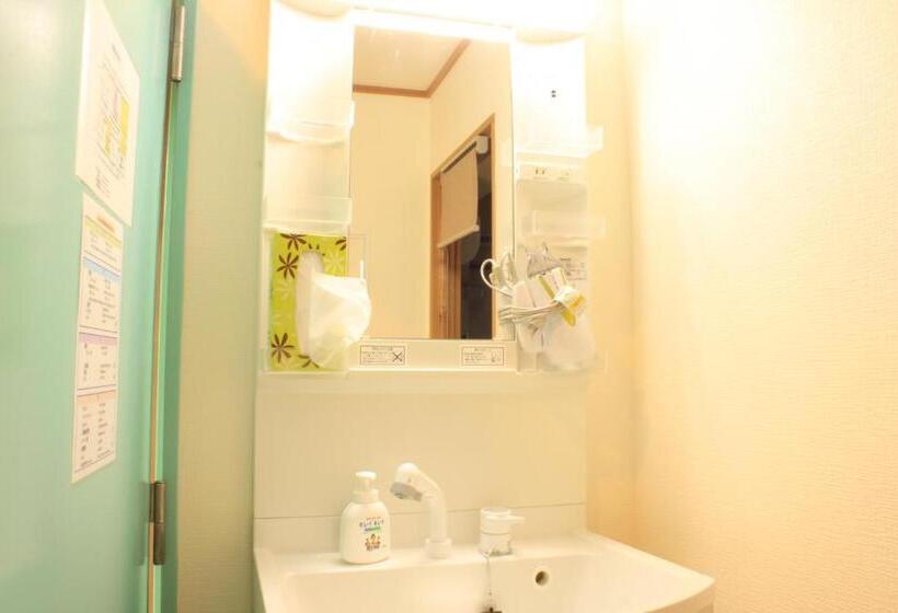 Номер Superior, T And K Hostel Kobe Sannomiya East