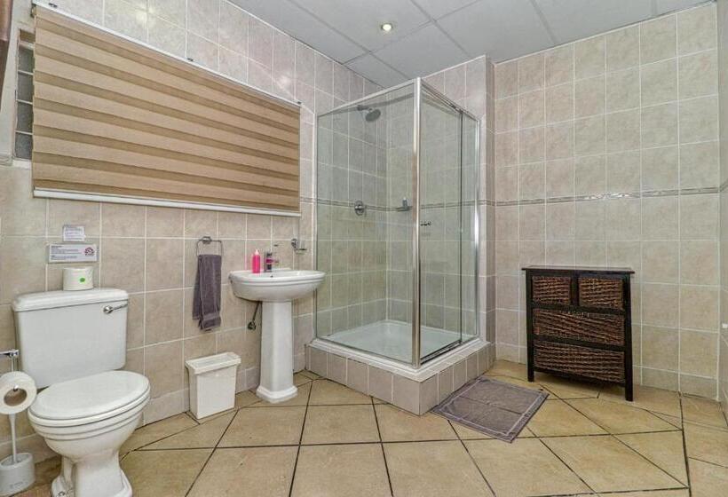 דירת חדר, Bm Gardens