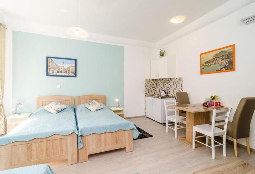 Студия Deluxe, Rooms Tezoro